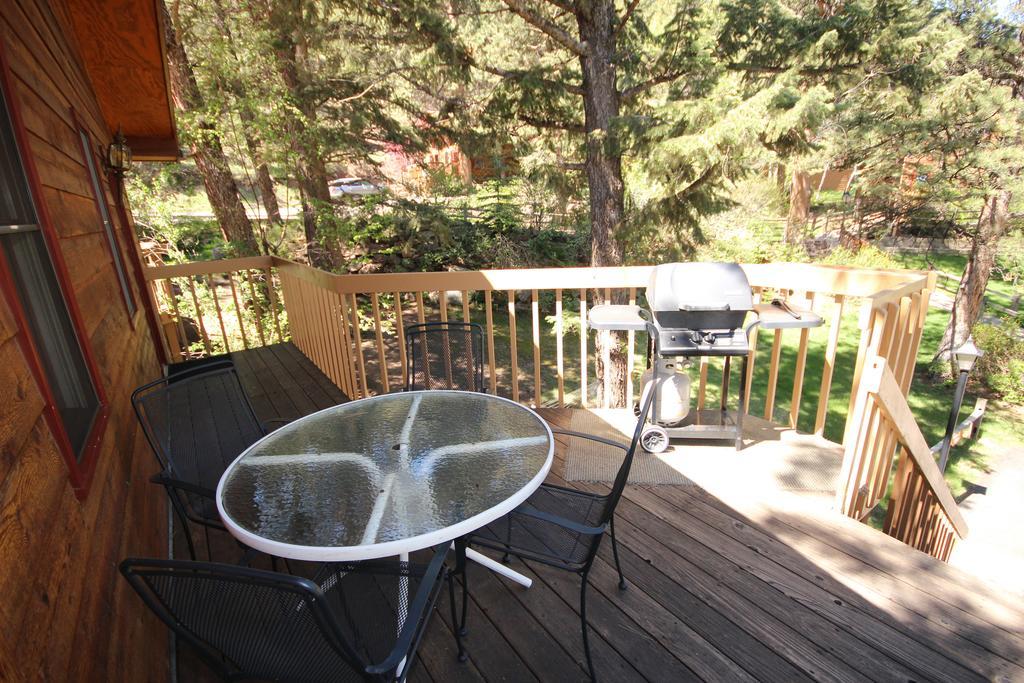 Streamside On Fall River Estes Park Exterior photo