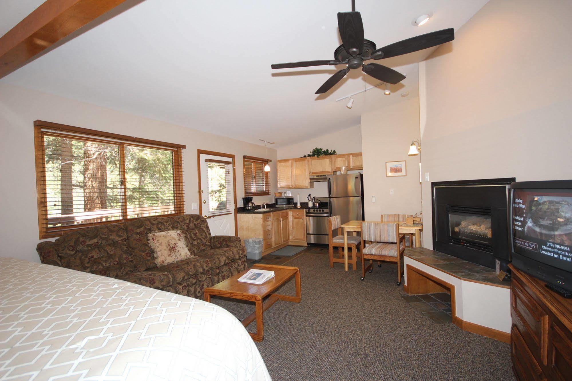Streamside On Fall River Estes Park Exterior photo