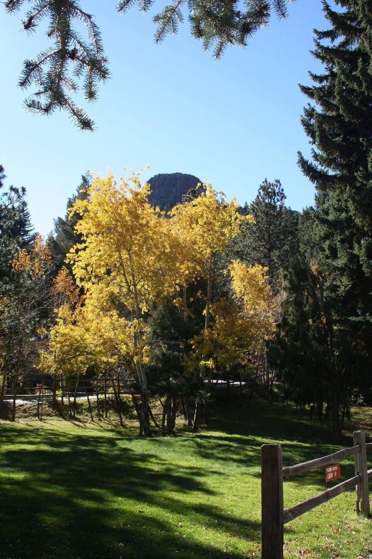 Streamside On Fall River Estes Park Exterior photo